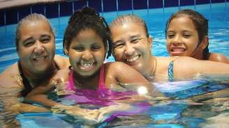 Família de quatro mulheres em Uberlândia, Minas Gerais. Filhas adotivas têm o nome das duas mães nos documentos
