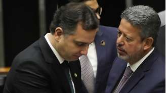 Presidentes do Senado, Rodrigo Pacheco, e da Câmara, Arthur Lira, justificaram ausência em evento empresarial por foco em medidas para o RS