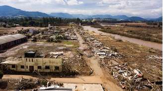 A cidade de Arroio do Meio foi uma das muitas que sofreram com as chuvas no Rio Grande do Sul, com bairros inteiramente desertos; apenas a parte central da cidade se salvou