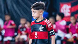 Enrico é cria do futsal do Flamengo e já está em transição para o futebol de campo 