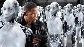 Will Smith é protagonista do filme de ficção científica 'Eu, Robô', de 2004, dirigido por Alex Proyas.