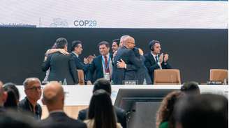 Nova meta de financiamento climático definida na COP-29 gerou insatisfação entre países em desenvolvimento