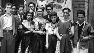 Frida Kahlo e seus alunos de pintura