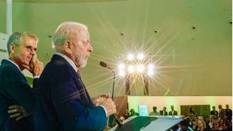 O presidente da República, Luiz Inácio Lula da Silva, durante a cerimônia de lançamento do livro ‘Brasil da Esperança - O Marketing Nas Eleições Mais Importantes do País”, do marqueteiro Sidônio Palmeira, no Museu Nacional da República. Brasília - DF em 2024.