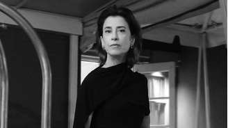 Fernanda Torres mostra look para o jantar oficial do Oscar.