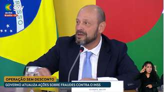 "Eles serão informados. Eles não precisam correr", disse Waller