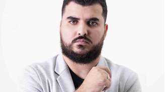 O jovem diretor Mathews Silva