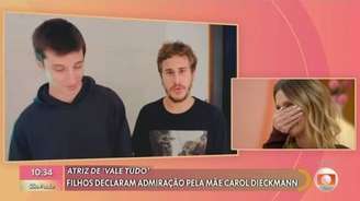 Atriz Carolina Dieckmann se emociona ao receber mensagem dos filhos durante o programa 'Encontro com Patrícia Poeta', da TV Globo