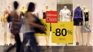 A depender da circunstância, é possível realizar a troca de presente recebido no Dia dos Namorados no local da compra, seja loja física ou online.