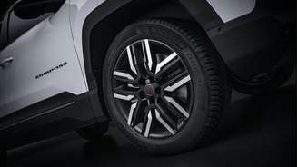 Terceira geração do SUV médio tem mais imagens divulgadas da versão híbrida plug-in 4xe