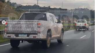 Próxima geração da VW Amarok com base chinesa já está em testes no Brasil