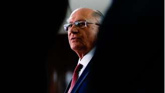 O vice-presidente da República e ministro do Desenvolvimento, Indústria, Comércio e Serviços, Geraldo Alckmin, durante reunião realizada na terça-feira (15) com representantes de setores industriais que devem ser mais impactados pela tarifa de 50% imposta pelo presidente dos EUA, Donald Trump, aos produtos brasileiros. (