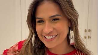 A cantora Simone Mendes