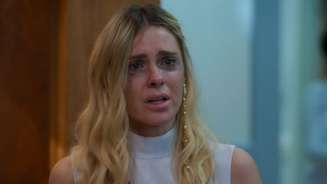 Leila (Carolina Dieckmmann) de Vale Tudo (Reprodução/TV Globo)