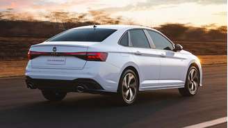 Sedã recebe segunda reestilização e retorna ao País