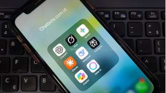 Pesquisas indicam que o uso excessivo de IA e redes sociais pode causar o “brain rot”, ou declínio cognitivo