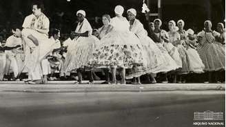 Evento de umbanda no Rio, em 1971; palavra 'saravá' saiu dos terreiros e foi celebrada por músicas brasileiras