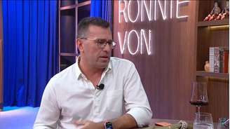  Ronnie Von recebeu no sábado (17) em seu programa na RedeTV o Rodrigo Bocardi