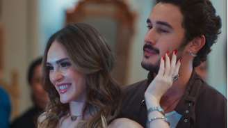 Naiane (Isabelle Drummond) e João Raul (Filipe Bragança) de Coração Acelerado (Reprodução/TV Globo)