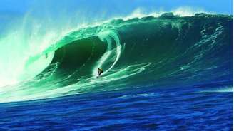 Em julho de 2025, Jaguaruna, no litoral sul de Santa Catarina, ganhou destaque mundial após o surfista Lucas Chumbo registrar ali a maior onda já surfada no Brasil: impressionantes 14,82 metros. O feito foi impulsionado pela passagem de um ciclone extratropical.