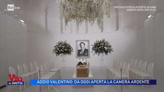 A capela mortuária montada para o adeus a Valentino: mais elegante, impossível