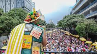 O cantor e apresentador puxou o bloco na Avenida Faria Lima 