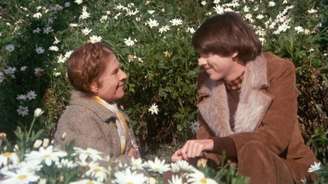 Maude (Ruth Gordon) e Harold (Bud Cort): uma ligação marcada por profundos sentimentos