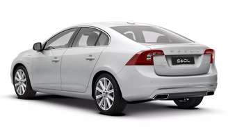 Volvo S60L: recall nos EUA