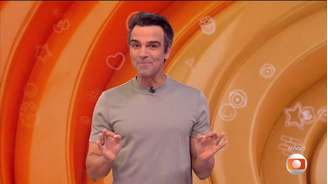 Durante intervalo da Rede Globo, Tadeu Schmidt anuncia Paredão Falso no Big Brother Brasil 26