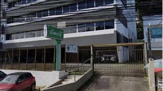 Clínica oftalmológica é temporariamente interditada em Salvador após relatos de perda de visão.