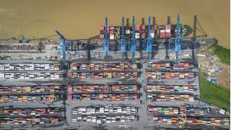 Exportações aos EUA caíram 20,3%, enquanto os embarques para China subiram 38,7%