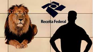 Imagem de uma pessoa em frente ao um painel com um leão e o logo da Receita Federal. 