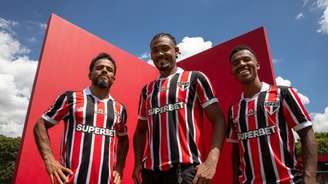 Jogadores estreiam nova camisa 2 do São Paulo diante do O’Higgins, do Chile, no Morumbis