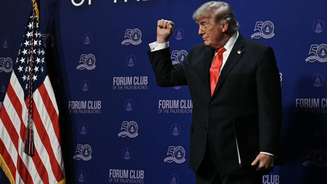 O presidente dos Estados Unidos, Donald Trump, disse que suas opções em relação ao Irã são “simplesmente bombardeá‑los até o inferno” ou “tentar fechar um acordo”.
