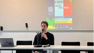 O presidente da Associação de Estudantes e Pesquisadores Brasileiros na França, Apeb-Fr, Matheus Morandini.