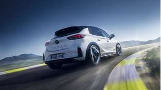 Opel Corsa GSE tem velocidade limitada a 180 km/h e mesmo conjunto do Peugeot e-208 GTI
