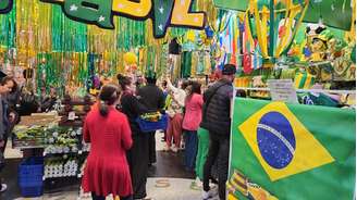 Lojistas da 25 de Março apostam na Copa para elevar faturamento nas próximas semanas