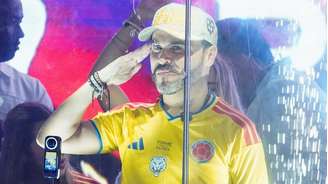 Abelardo de la Espriella ficou na frente no 1º turno da eleição na Colômbia