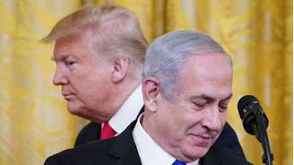 Trump e Netanyahu falaram por telefone na segunda-feira (1/6)