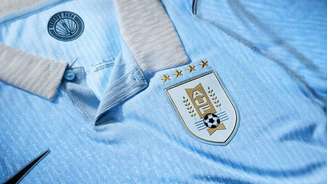 Seleção do Uruguai tem quatro estrelas na camisa.