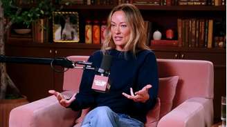 Olivia Wilde comenta relacionamento com Harry Styles.