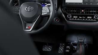 Toyota Corolla Cross GR-Sport 2027