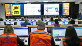 Centro faz envio de alertas por meio de smartphones para todo o país