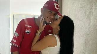Astro do beisebol procura esposa desaparecida após terremoto na Venezuela 