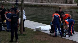 Um homem morreu afogado no Canal Saint-Martin, em Paris, fora da zona de natação autorizada, no dia 26 de junho, durante o pico de calor.