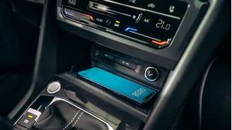 Carregador de celular por indução (Volkswagen/Divulgação)