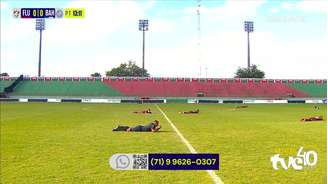 Jogadores abaixados em Fluminense de Feira x Bahia. 