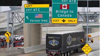 Corredor Detroit-Windsor é hoje a passagem terrestre mais importante da América do Norte. Todos os anos, quase US$ 126 bilhões em mercadorias transitam por ele.