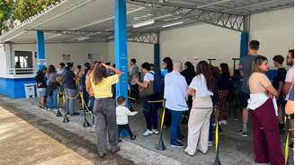 Filas foram registradas nas UBSs da capital nesta sexta-feira, 7