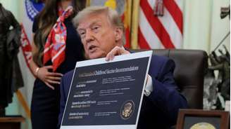 Trump há muito tempo questiona a segurança da vacina tríplice viral, mas suas alegações carecem de evidências científicas
